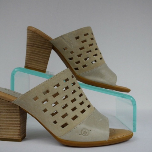 Born Women Suede Leather Open Toe Sandal - Picture 3 of 7